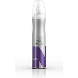 Wella Professionals Styling Natural Volume muotovaahto 300 ml Wella Professionals Styling Natural Volume muotovaahto 300 ml