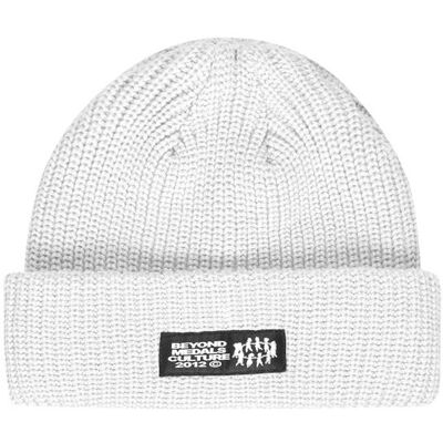 Beyond Medals Tamarack Harmaa Beanie - Unisex Talvihatku Beyond Medals Tamarack Harmaa Beanie - Unisex Talvihatku