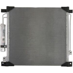 DENSO DCN45013 - Mitsubishi Ilmastointikondensaattori kuivaimella DENSO DCN45013 - Mitsubishi Ilmastointikondensaattori kuivaimella
