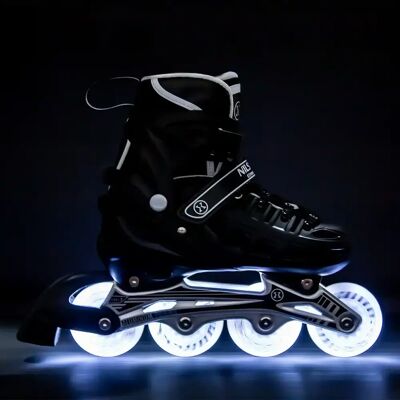 NILS Extreme 4-in-1 Rullaluistimet - Säädettävät LED inline, jää ja rullaluistimet NILS Extreme 4-in-1 Rullaluistimet - Säädettävät LED inline, jää ja rullaluistimet