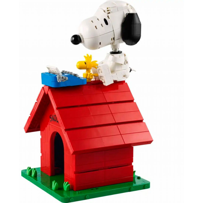 Ruususet: Nuhun koirankoppi LEGO Peanuts rakennuspalikat 21368 Ruususet: Nuhun koirankoppi LEGO Peanuts rakennuspalikat 21368
