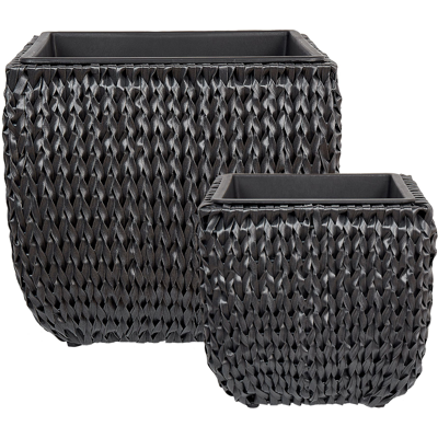 Beliani Set 2 Mustaa PE Rattan Kasvilautoja - Kasvilaatikot Beliani Set 2 Mustaa PE Rattan Kasvilautoja - Kasvilaatikot
