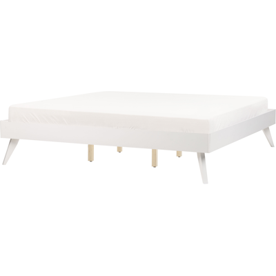 Beliani Valkoinen MDF King-Size sängyn runko - Skandinaavinen minimalistinen muotoilu Beliani Valkoinen MDF King-Size sängyn runko - Skandinaavinen minimalistinen muotoilu
