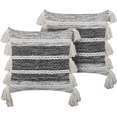 Beliani Set 2 koristeellista tyynyä - Puuvilla, Musta & Valkoinen, 45x45 cm Beliani Set 2 koristeellista tyynyä - Puuvilla, Musta & Valkoinen, 45x45 cm