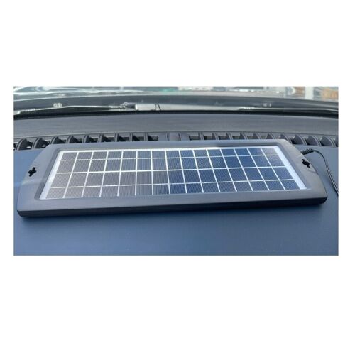 Highlands Solar-powered maintenance charger 5 W for 12 Volt batteries.