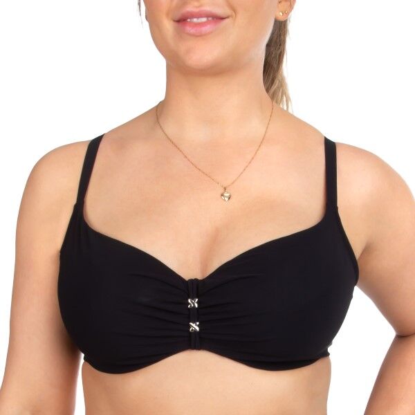 Chantelle Escape Underwired Bikini Bra - Black  - Size: C18B10 - Color: musta Chantelle Escape Underwired Bikini Bra - Black  - Size: C18B10 - Color: musta