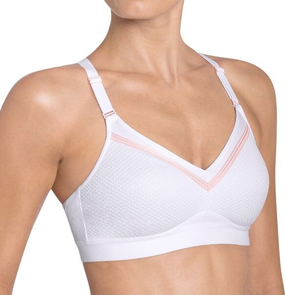 Triumph Triaction Free Motion N - White  - Size: 10164116 - Color: valkoinen Triumph Triaction Free Motion N - White  - Size: 10164116 - Color: valkoinen