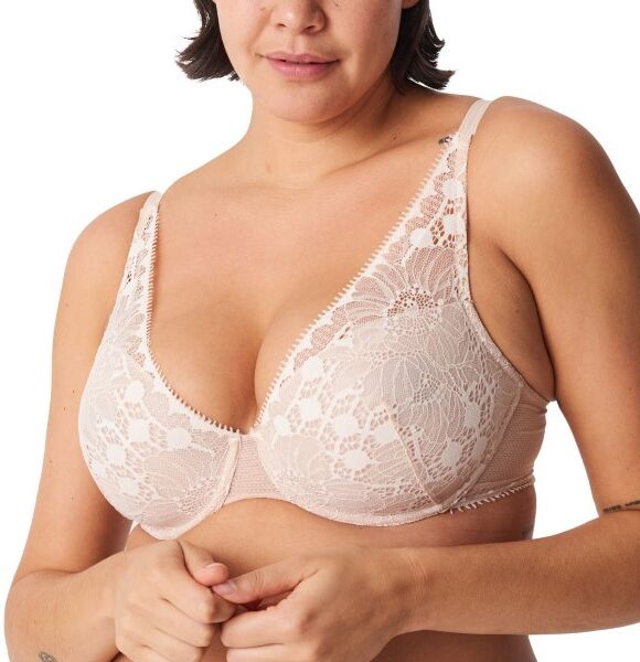 Chantelle Day To Night Plunge T-Shirt Bra - Beige  - Size: C15F70 - Color: Beige Chantelle Day To Night Plunge T-Shirt Bra - Beige  - Size: C15F70 - Color: Beige