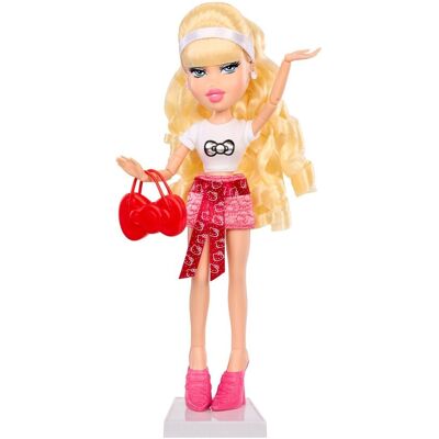 MGA Bratz: Hello Kitty Bratz Doll - Cloe (595694) MGA Bratz: Hello Kitty Bratz Doll - Cloe (595694)