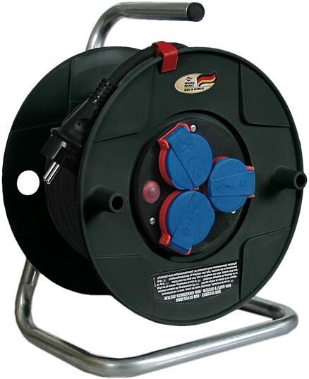 Brennenstuhl Basic 20m IP44 3x1,5 kaapelikela Brennenstuhl Basic 20m IP44 3x1,5 kaapelikela