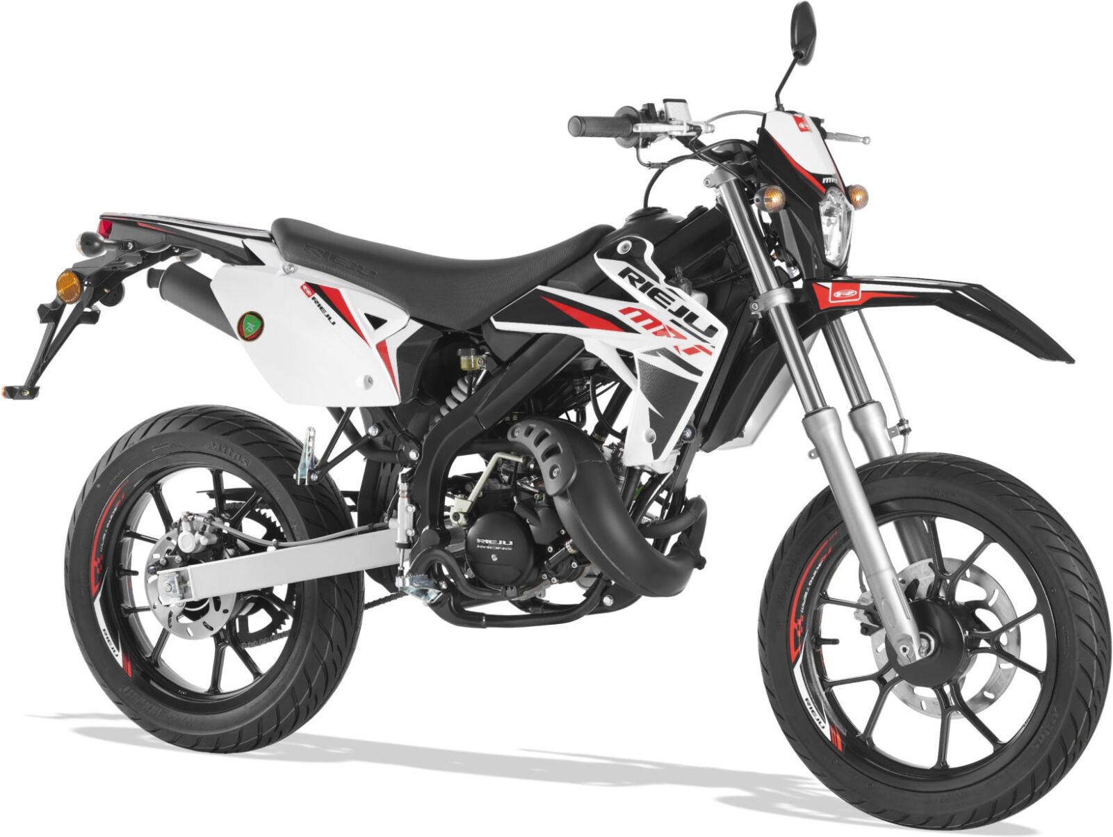 Rieju MRT 50 Motard E5 valkoinen mopo Rieju MRT 50 Motard E5 valkoinen mopo