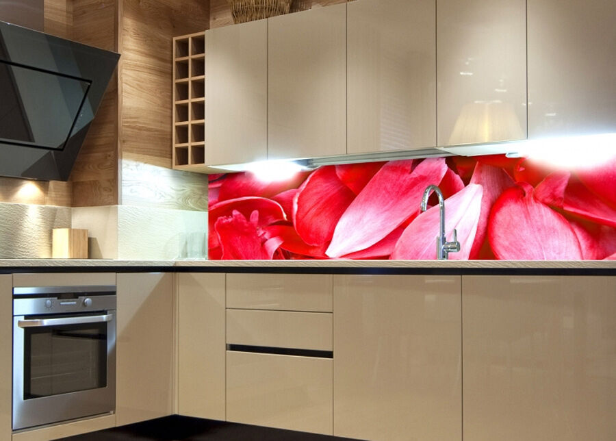 Keittiön välitila Red petals 180x60 cm Keittiön välitila Red petals 180x60 cm