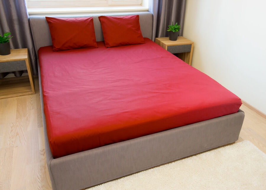 Aluslakana 200x220 cm+2 tyynyliinaa Aluslakana 200x220 cm+2 tyynyliinaa