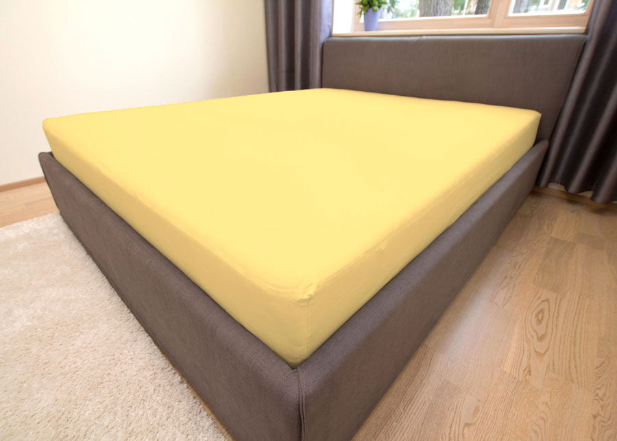 Muotoonommeltu trikoolakana Muotoonommeltu trikoolakana