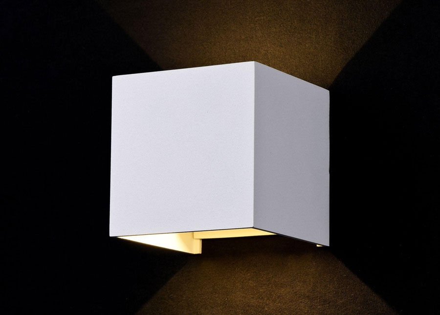 Seinävalaisin FULTON Seinävalaisin FULTON