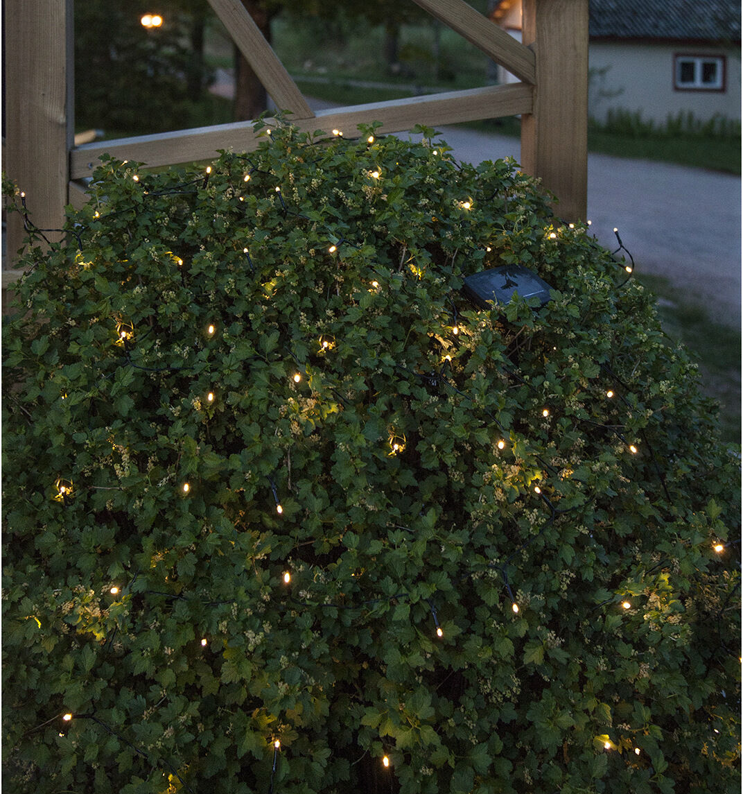 Valoketju aurinkokennolla Valoketju aurinkokennolla