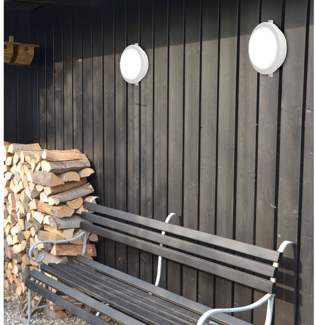 Katto- ja seinävalaisin Hamal Katto- ja seinävalaisin Hamal