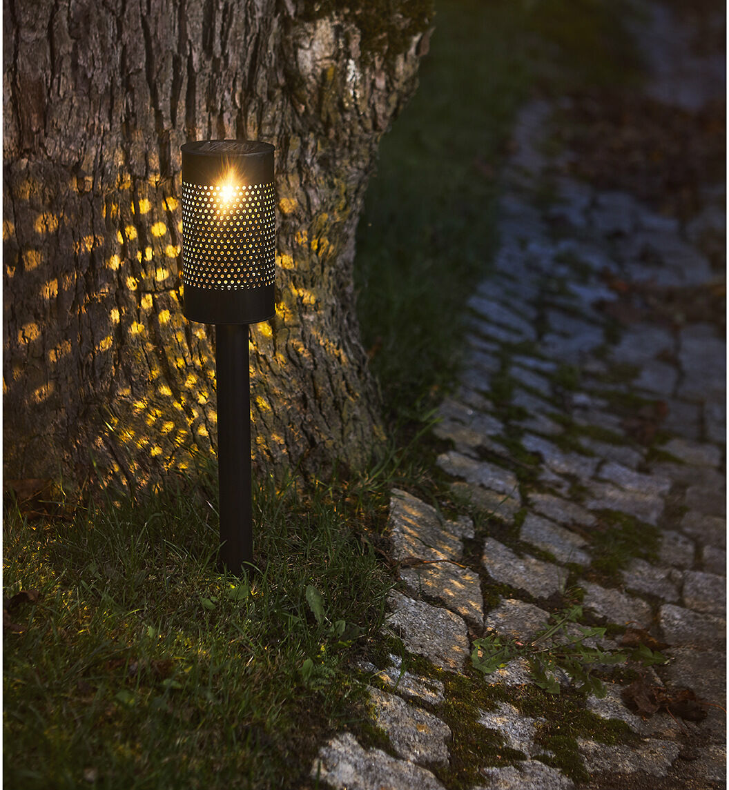 Ulkovalaisin aurinkokennolla Blace Ulkovalaisin aurinkokennolla Blace