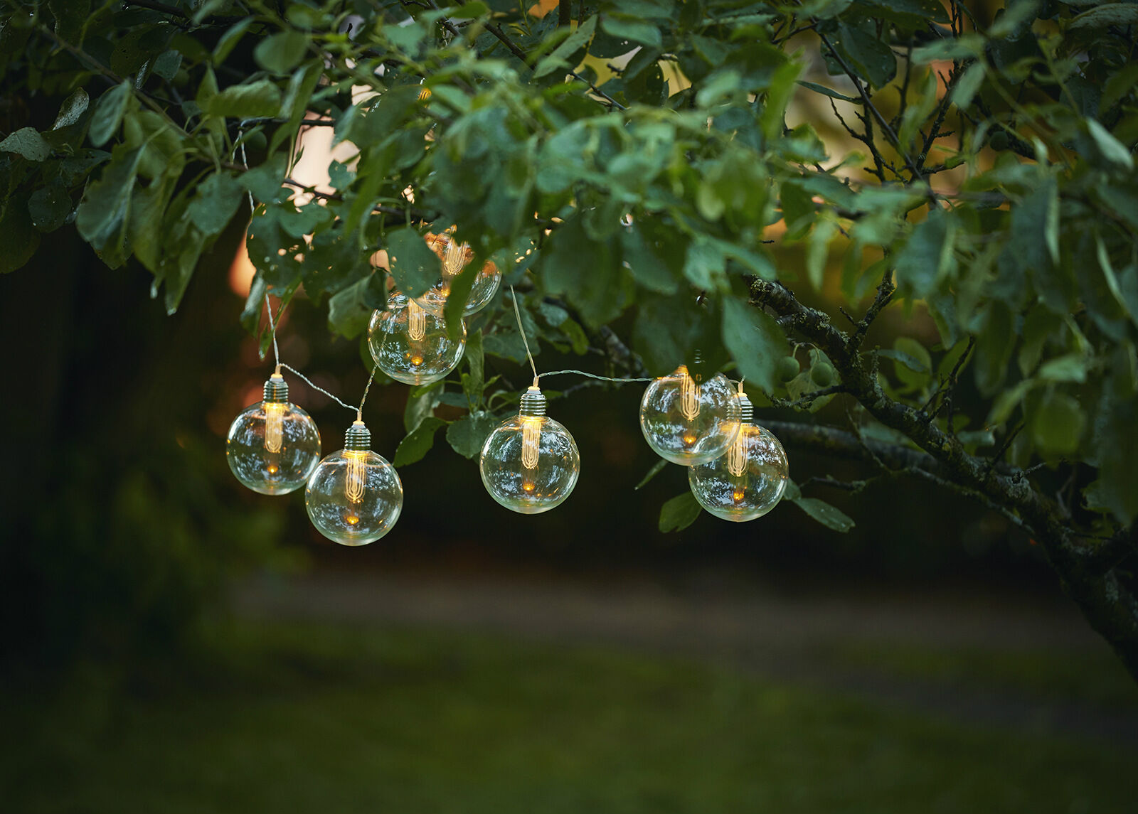 Valosarja aurinkopaneelilla Chania Valosarja aurinkopaneelilla Chania