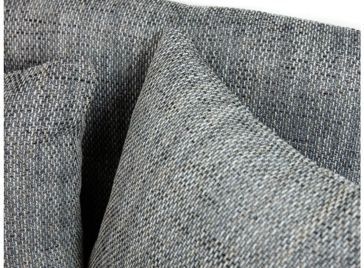 Divaanivuodesohva vuodevaatelaatikolla Divaanivuodesohva vuodevaatelaatikolla