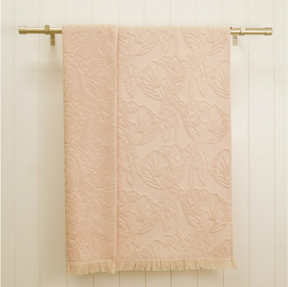 Froteepyyhe Blossom, persikka 70x140 cm Froteepyyhe Blossom, persikka 70x140 cm