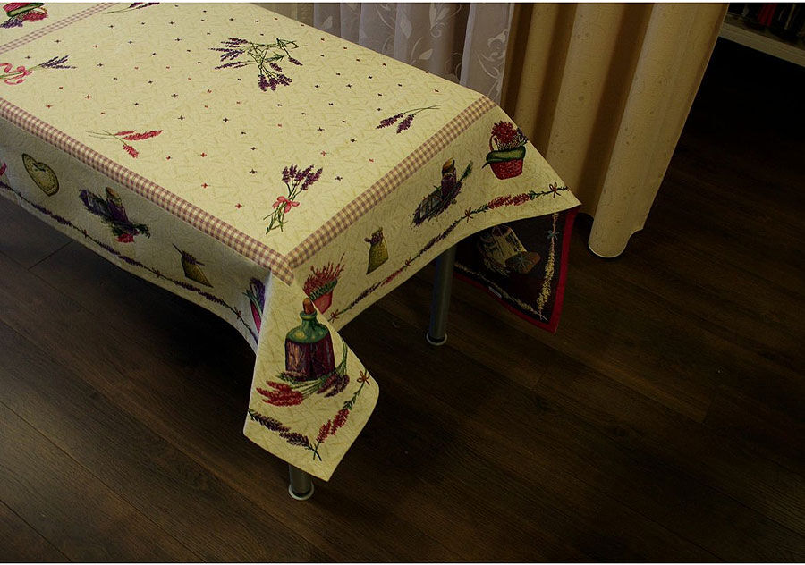 Gobeliini pöytäliina LAVANDA 140x140 cm Gobeliini pöytäliina LAVANDA 140x140 cm