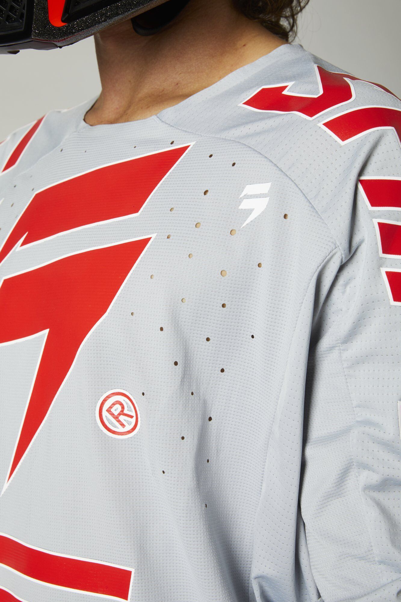 Shift Crossipaita Shift 3LACK Label King Harmaa-Punainen Shift Crossipaita Shift 3LACK Label King Harmaa-Punainen