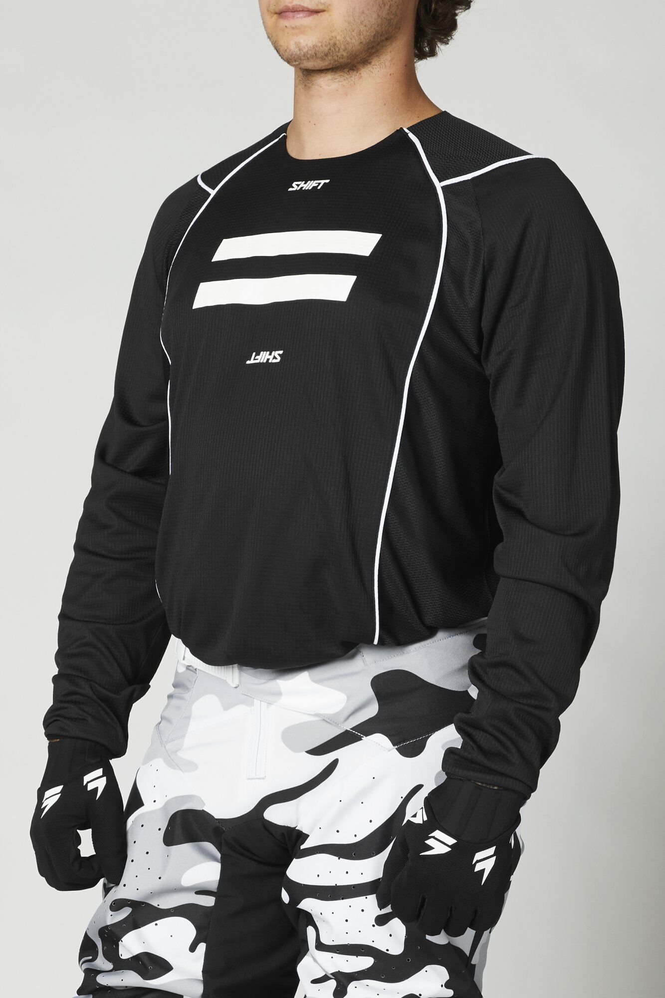 Shift Crossipaita Shift WHIT3 Label G.I. Fro Musta Shift Crossipaita Shift WHIT3 Label G.I. Fro Musta