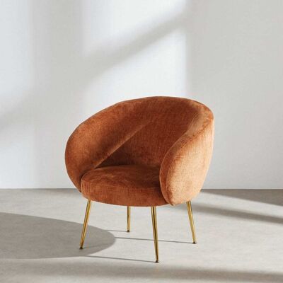 Maisons du Monde Fauteuil en tissu polyester chenille marron écureuil et pieds en acier doré Orange 73.5x51x72cm - Publicité Maisons du Monde Fauteuil en tissu polyester chenille marron écureuil et pieds en acier doré Orange 73.5x51x72cm - Publicité