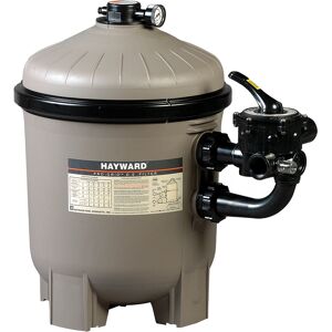 Filtre à diatomée Hayward Pro Grid Vanne 6 voies vendue séparément Référence en la matière, le filtre à diatomée Pro-Grid offre une filtration d’une qualité incomparable de 2 à 5 microns pour les baigneurs les plus exigeants. Une telle finesse permet même de réduire l’usage de produits de traitement. Polyvalence Résistance 5 modèles disponibles de 11 à 30 m3/h pour tout type de bassin et de traitement. Existe avec des sorties 2â 'â ' ou 1 image