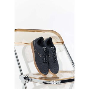 Promod Baskets cloutées Femme Bleu 41 - Publicité Promod Baskets cloutées Femme Bleu 41 - Publicité