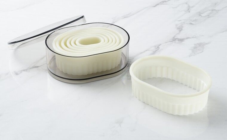 Mallard ferrière Boîte de 7 découpoirs ovales arrondis canneles Mallard ferrière Boîte de 7 découpoirs ovales arrondis canneles