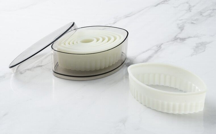 Mallard ferrière Boîte de 7 découpoirs ovales cannelés Mallard ferrière Boîte de 7 découpoirs ovales cannelés