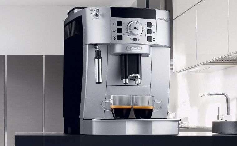 De'Longhi MACHINE EXPRESSO DELONGHI MAGNIFICA S ECAM 22.110.SB De'Longhi MACHINE EXPRESSO DELONGHI MAGNIFICA S ECAM 22.110.SB