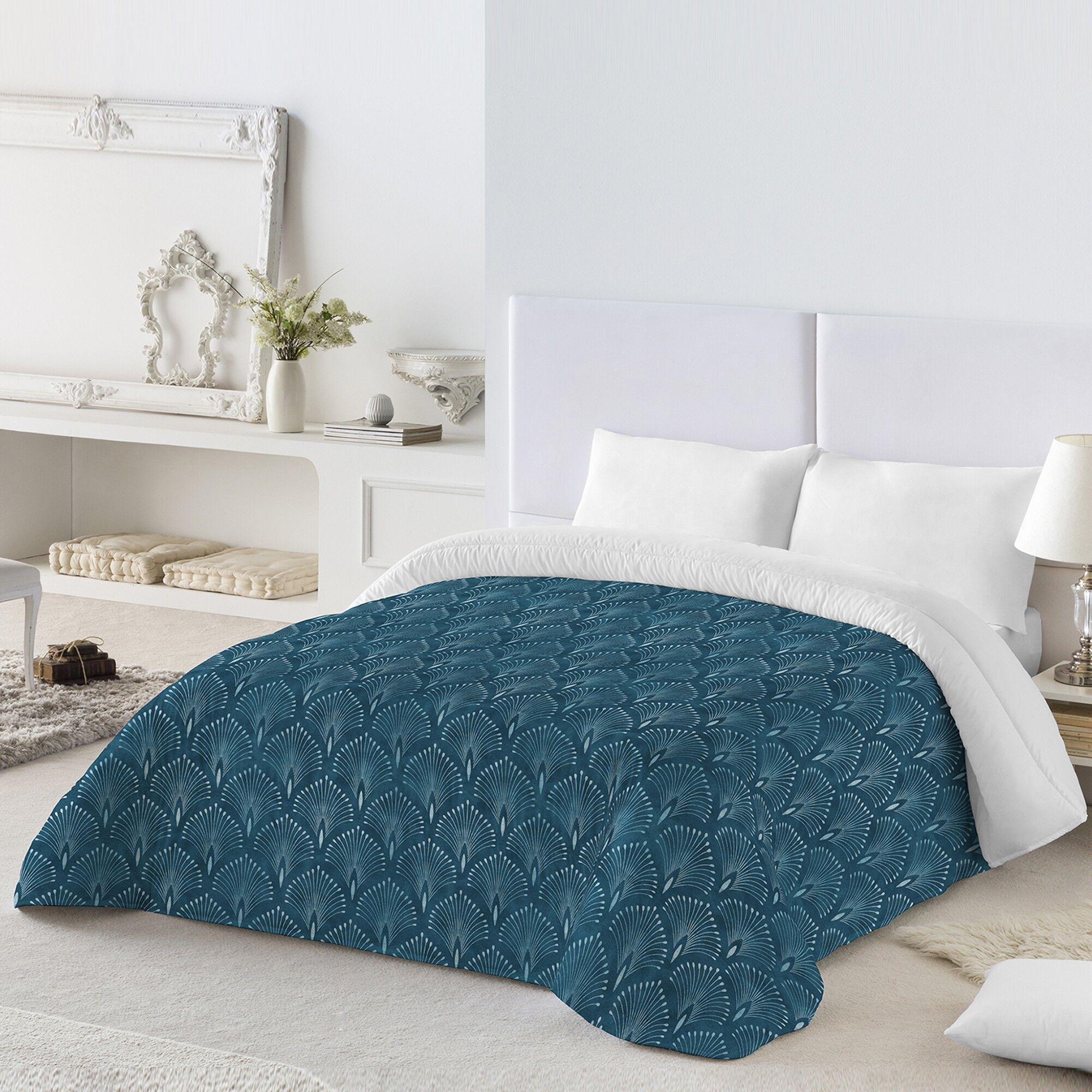 Couette microfibre imprimée palmito 1 ou 2 personnes - 200g/m2 - BlancheporteDes couleurs profondes, un moelleux confortable, et un imprimé "art déco" follement tendance... Adoptez sans attendre cette couette, qui peut s'utiliser sans housse, pour des nui