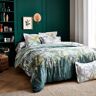 Linge de lit Alba percale de coton imprimé tropical - BlancheporteEvasion garantie avec ce linge de lit Alba, rehaussé de palmiers luxuriants et décliné dans des douces tonalités de verts. Une jolie balade au coeur de la jungle tropicale, sans bouger de v