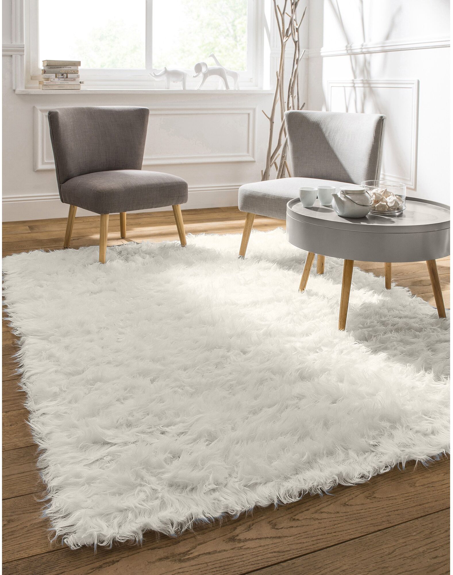 Tapis poils longs - BlancheporteHyper confortable, tendance et chaleureux, ce tapis à poils longs trouvera vite sa place dans votre intérieur. Séjour, chambre, couloir ou entrée ? A vous de choisir.Tapis : 50x80cmÉcru