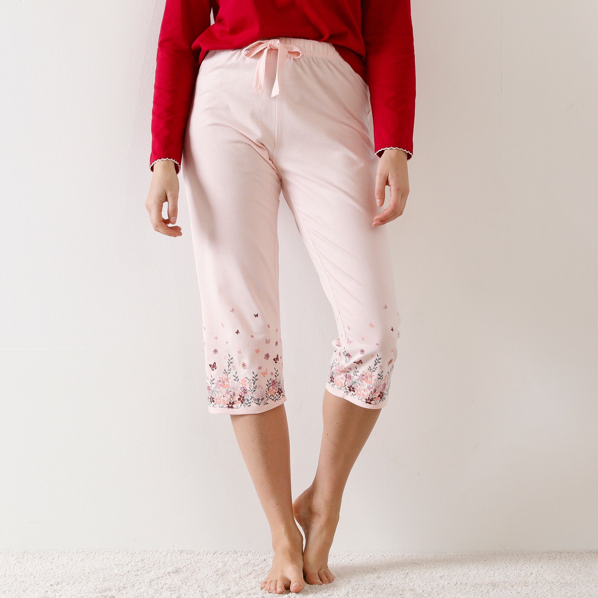 Pantacourt base imprimée bucolique - coton jersey - BlancheporteRien de tel qu'une petite touche de fleurs pour féminiser le pyjama en coton ! On est entièrement conquises par son style bucolique très poétique...34/36Rose