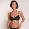 Soutien-gorge microfibre douce Soft Adapt - sans armatures - Xl - Noir - SloggiLa liberté du "sans armatures" avec du maintien, apporté grâce à de nouvelles recherches sur le confort, le soutien-gorge « Body Adapt » de Sloggi® soutient activement votre po