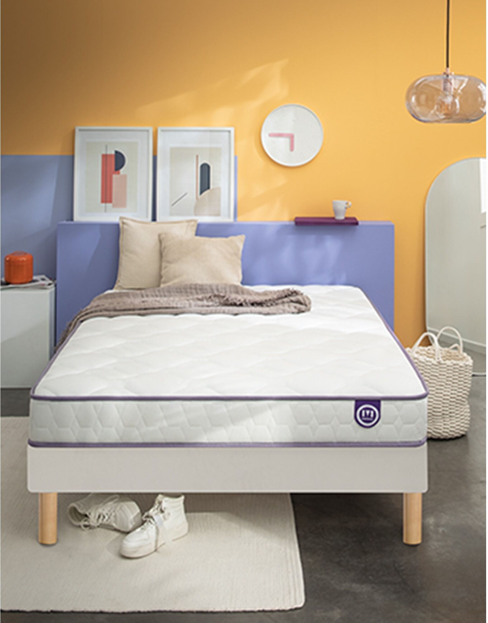 Matelas latex Mérinos 19 cm confort ferme - Matelas 1 Personne : 90x190cm - Blanc - MerinosVéritable source de bien-être grâce à son âme de 14 cm en latex, ce matelas réversible Mérinos assure un soutien ferme, épouse parfaitement la forme du corps et pro