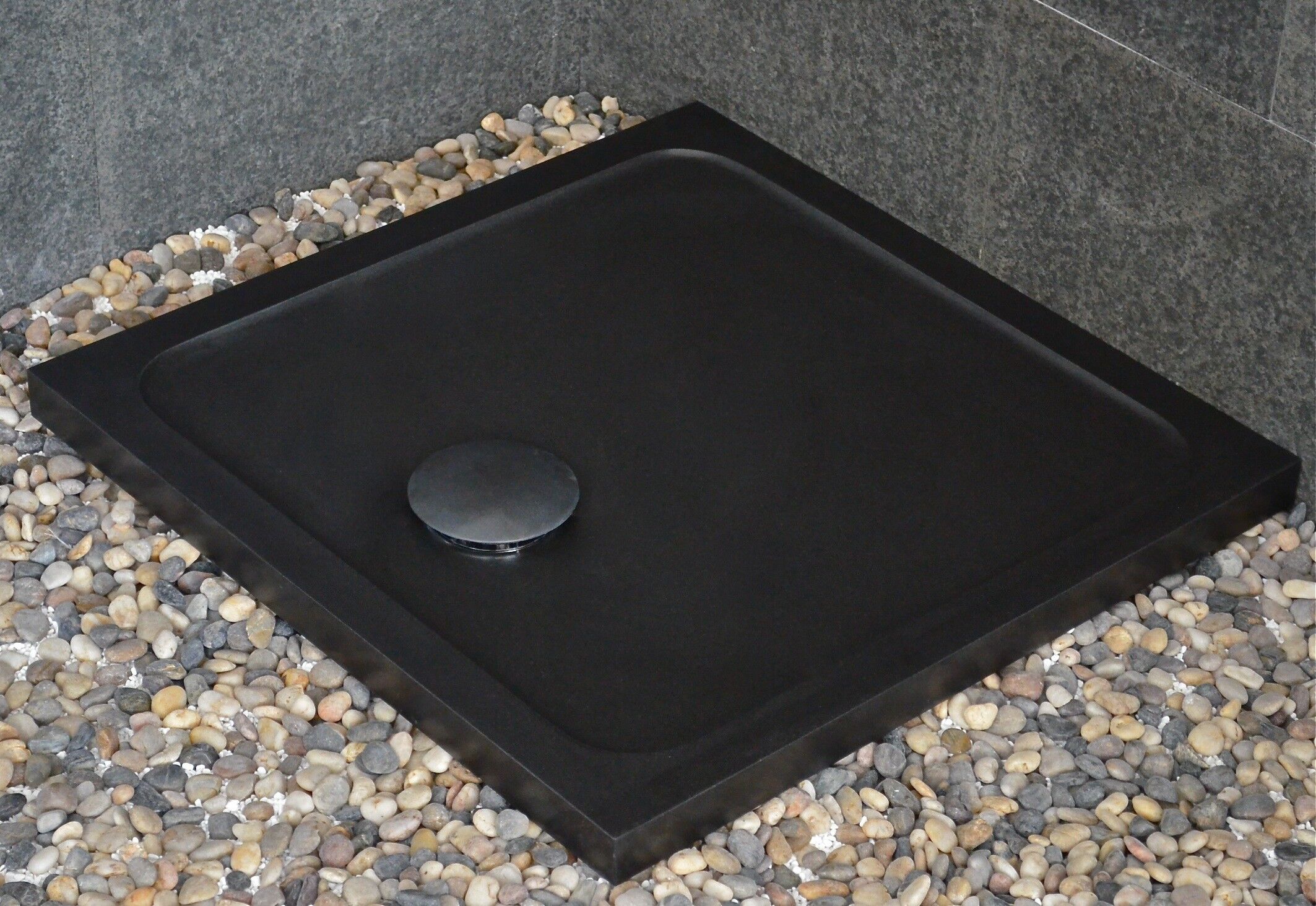 LivingRoc Bac à douche taillé dans le granit noir 80x80 CORAIL SHADOW LivingRoc Bac à douche taillé dans le granit noir 80x80 CORAIL SHADOW