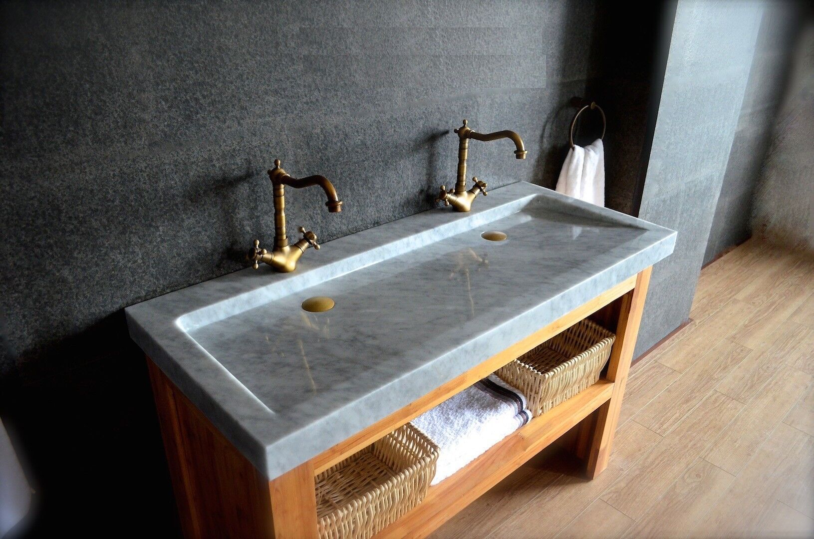 LivingRoc Double vasque en pierre marbre de Carrare 120cm YATE WHITE LivingRoc Double vasque en pierre marbre de Carrare 120cm YATE WHITE