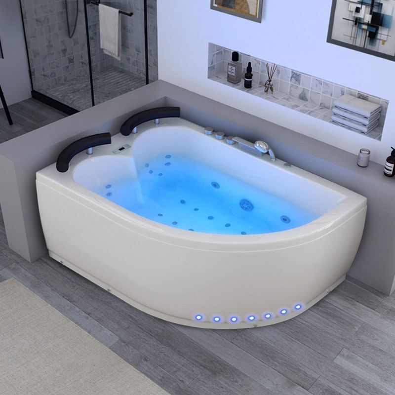 Distribain Baignoire balnéo asymétrique D-Maori whirlpool 32 jets