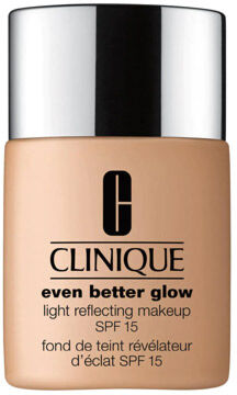 Clinique Even Better Glow Fond de Teint Révélateur d'Éclat SPF15 70 Vanilla 30ml