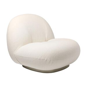 GUBI fauteuil PACHA LOUNGE CHAIR (Cat. B Harp Ivory 24 - tissu et bois finition Pearl Gold)