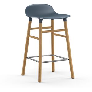 Normann Copenhagen FORM BARSTOOL H 65 cm avec pietement en chene (Bleu - Polypropylene et chene)