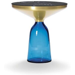 CLASSICON table BELL SIDE TABLE avec la structure en laiton (Bleu saphir - Plateau en marbre noir Marquina et base en verre souffle)