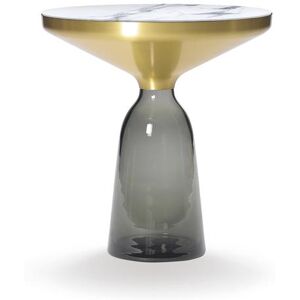 CLASSICON table BELL SIDE TABLE avec la structure en laiton (gris quartz - Plateau en marbre Bianco Carrara et base en verre souffle)