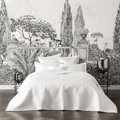 Alexandre Turpault Couvre lit en satin de coton bio blanc 260x240 - Publicité Alexandre Turpault Couvre lit en satin de coton bio blanc 260x240 - Publicité