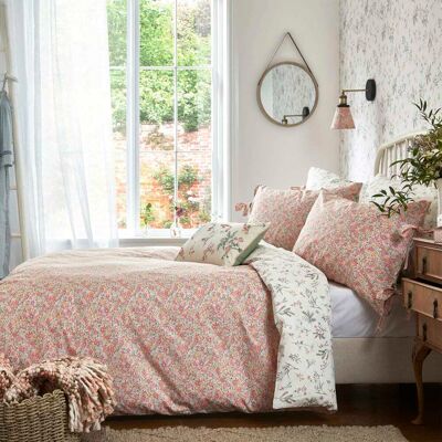 Ensemble de housse de duvet réversible Laura Ashley Loveston en coton - Publicité Ensemble de housse de duvet réversible Laura Ashley Loveston en coton - Publicité